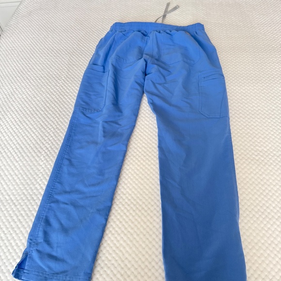 Figs scrub pants small petite - Picture 4 of 4